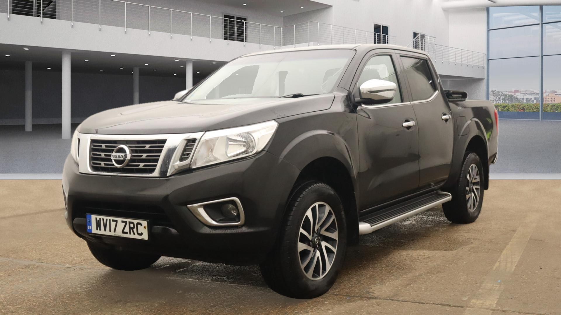 NISSAN Navara